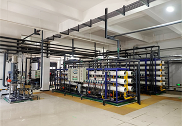 大型除鹽水設(shè)備